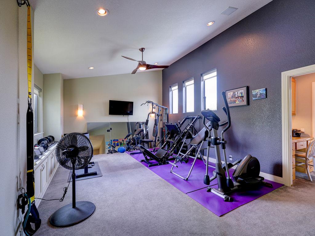 5910 Travis Woods Cove Austin TX 78734