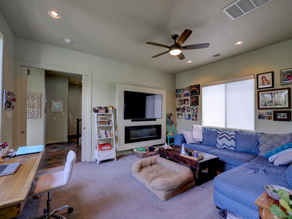 5910 Travis Woods Cove Austin TX 78734