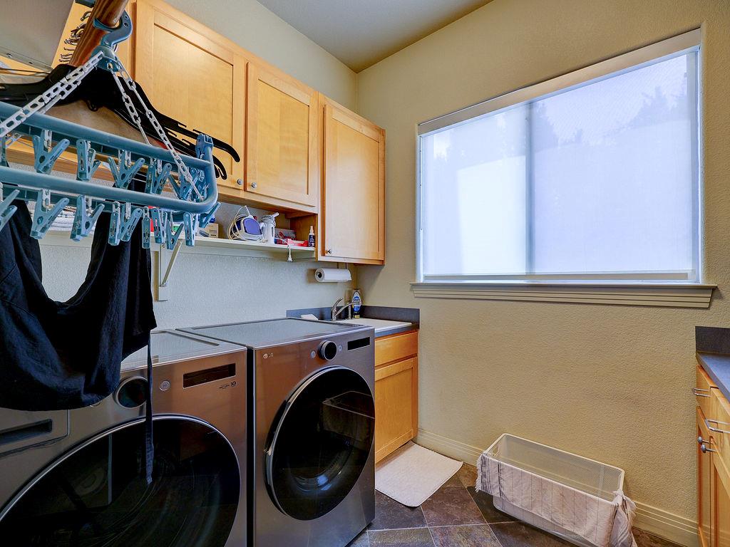 5910 Travis Woods Cove Austin TX 78734