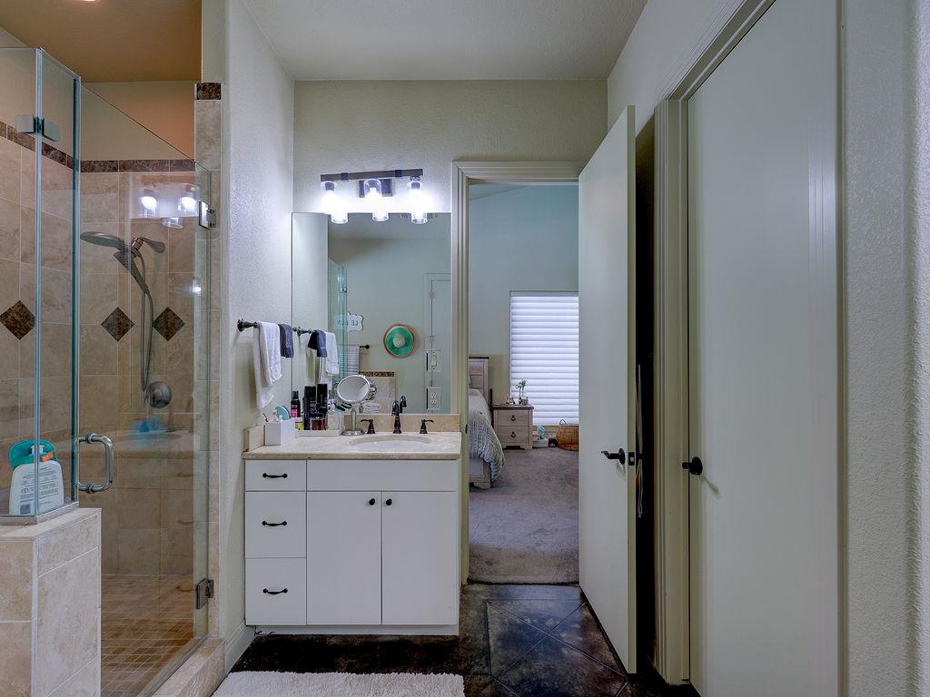 5910 Travis Woods Cove Austin TX 78734