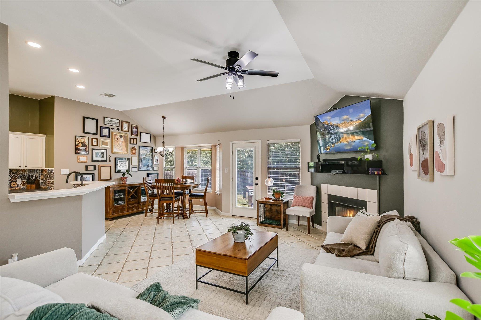 1302 Redbud Lane Leander TX 78641