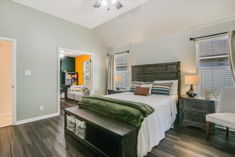 1302 Redbud Lane Leander TX 78641