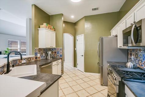 1302 Redbud Lane Leander TX 78641