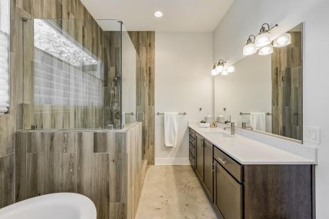 2100 E 10th Street Austin TX 78702