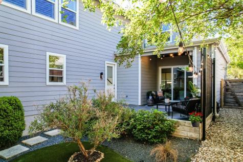 2100 E 10th Street Austin TX 78702