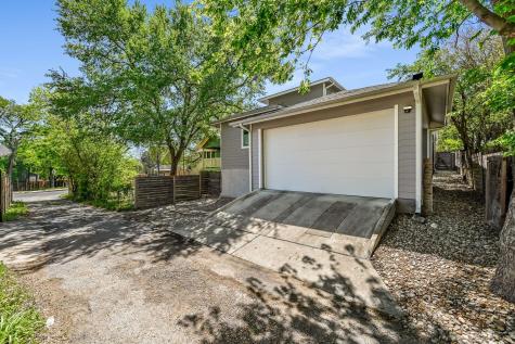 2100 E 10th Street Austin TX 78702