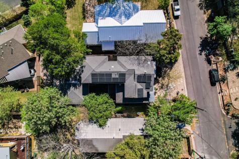 2100 E 10th Street Austin TX 78702