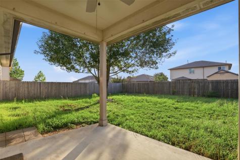448 Nottingham Loop Kyle TX 78640