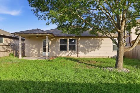 448 Nottingham Loop Kyle TX 78640