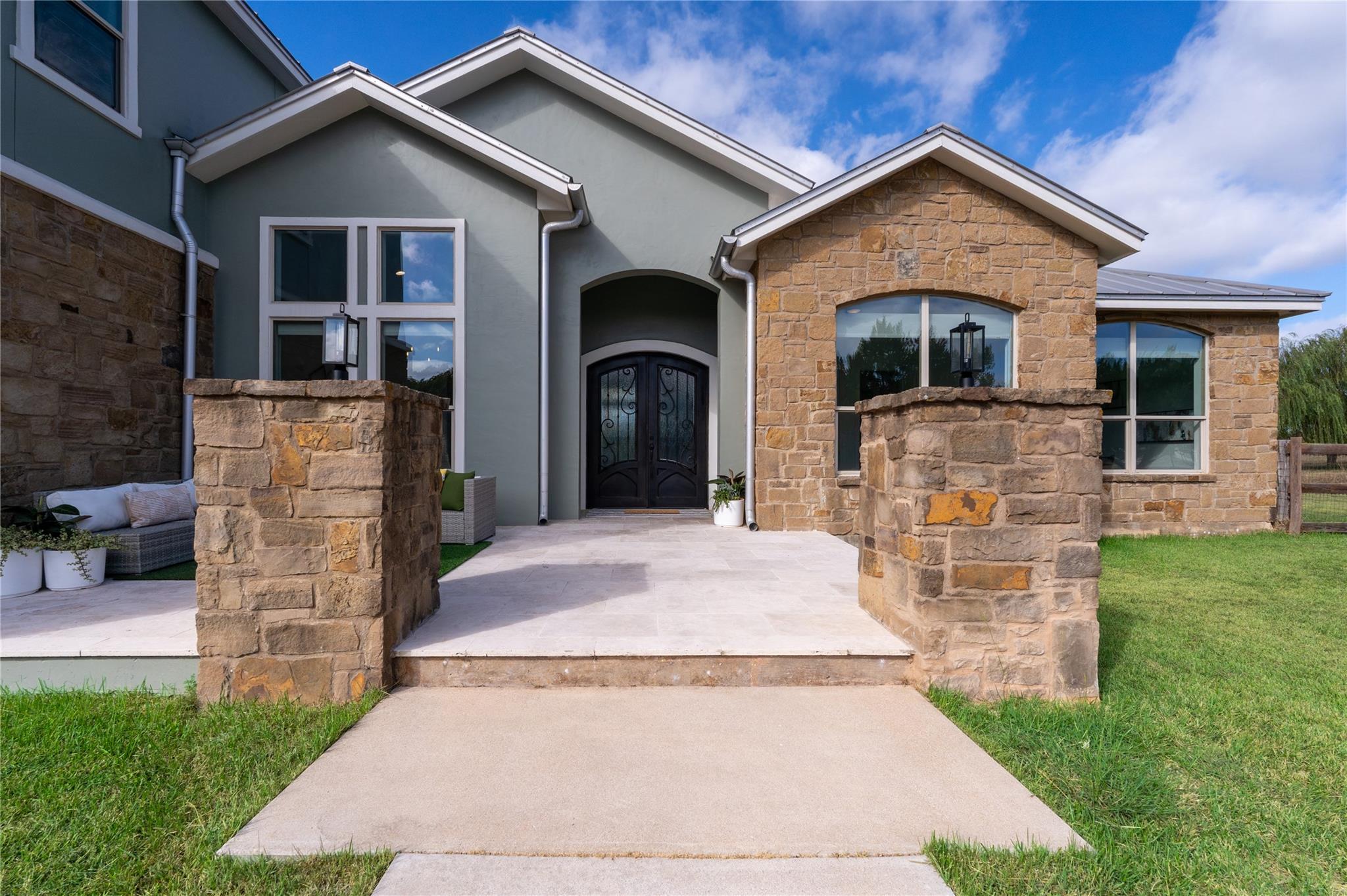 724 Chama Trace Dripping Springs TX 78620