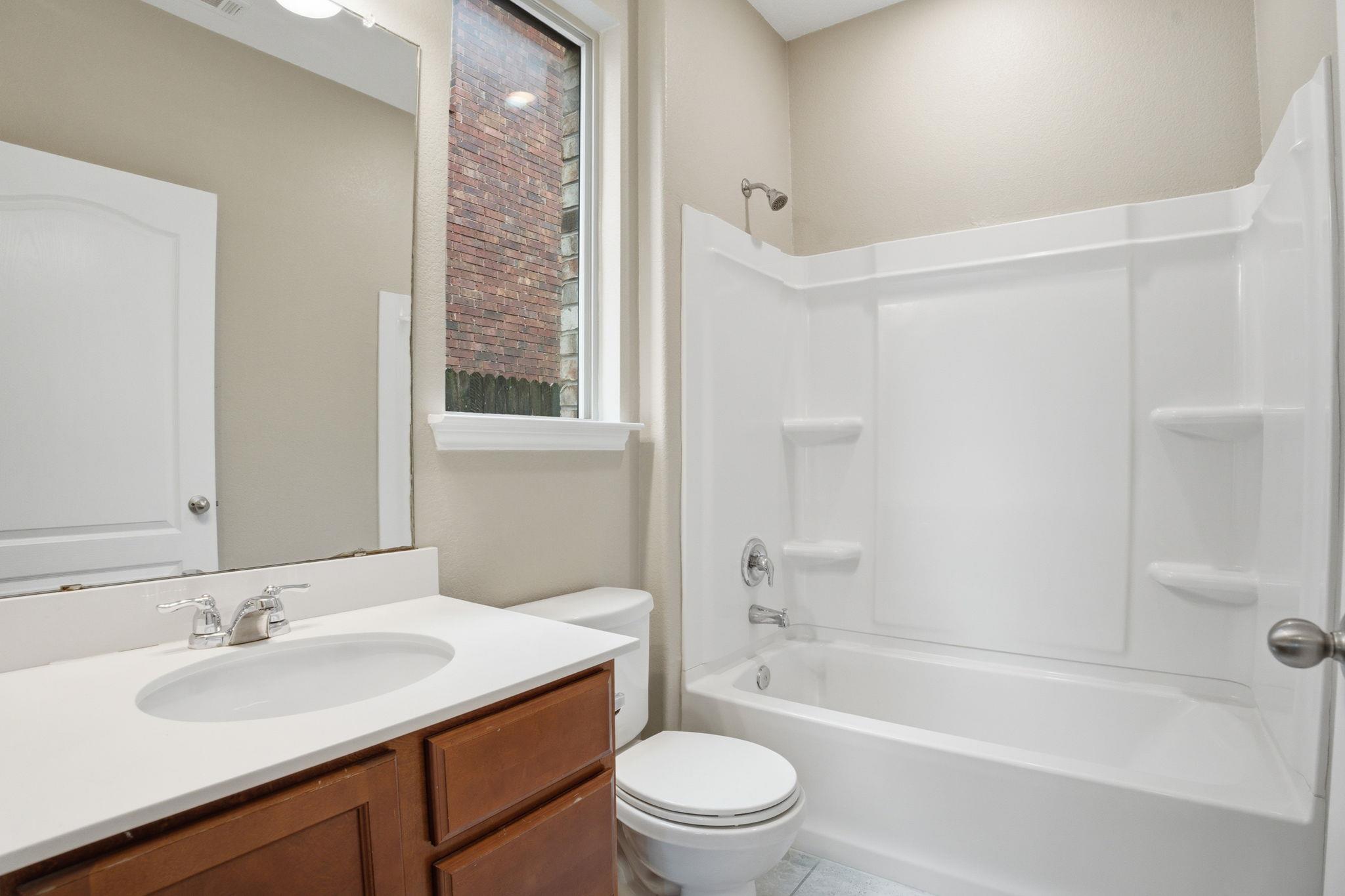670 Landon Samuel Loop Pflugerville TX 78660