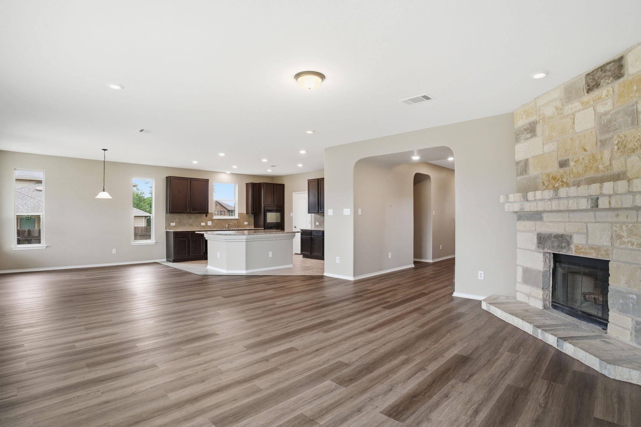 670 Landon Samuel Loop Pflugerville TX 78660