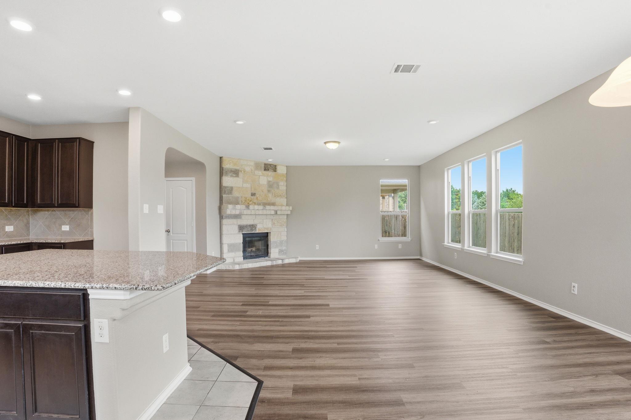 670 Landon Samuel Loop Pflugerville TX 78660