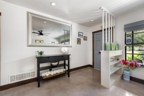 1806 Rogge Lane Austin TX 78723