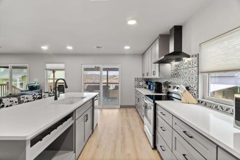 2028 Williams Lakeshore Kingsland TX 78639
