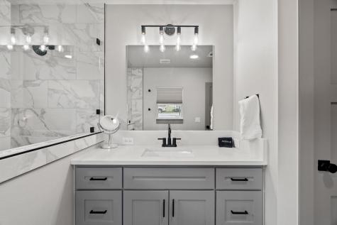 2028 Williams Lakeshore Kingsland TX 78639