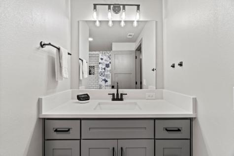 2028 Williams Lakeshore Kingsland TX 78639