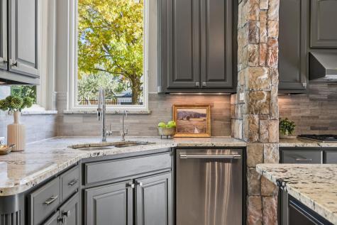 9808 Tree Bend Cove Austin TX 78750