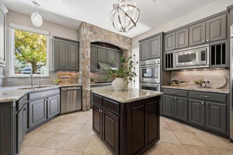 9808 Tree Bend Cove Austin TX 78750