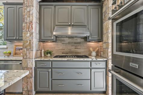 9808 Tree Bend Cove Austin TX 78750