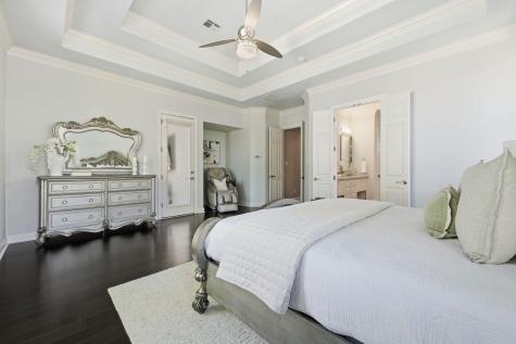 9808 Tree Bend Cove Austin TX 78750