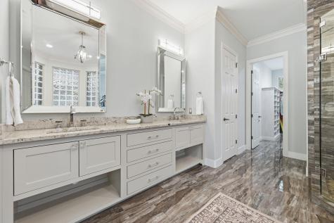 9808 Tree Bend Cove Austin TX 78750