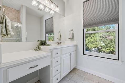9808 Tree Bend Cove Austin TX 78750