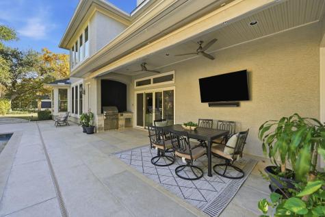 9808 Tree Bend Cove Austin TX 78750