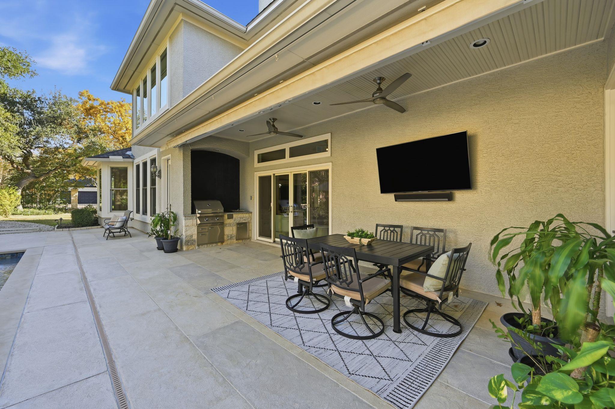 9808 Tree Bend Cove Austin TX 78750