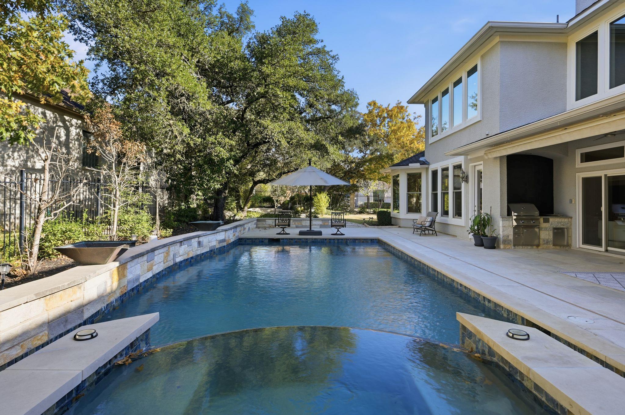 9808 Tree Bend Cove Austin TX 78750
