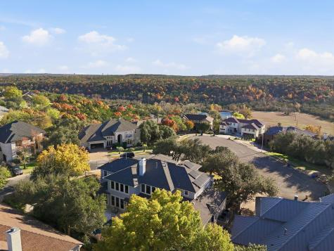 9808 Tree Bend Cove Austin TX 78750