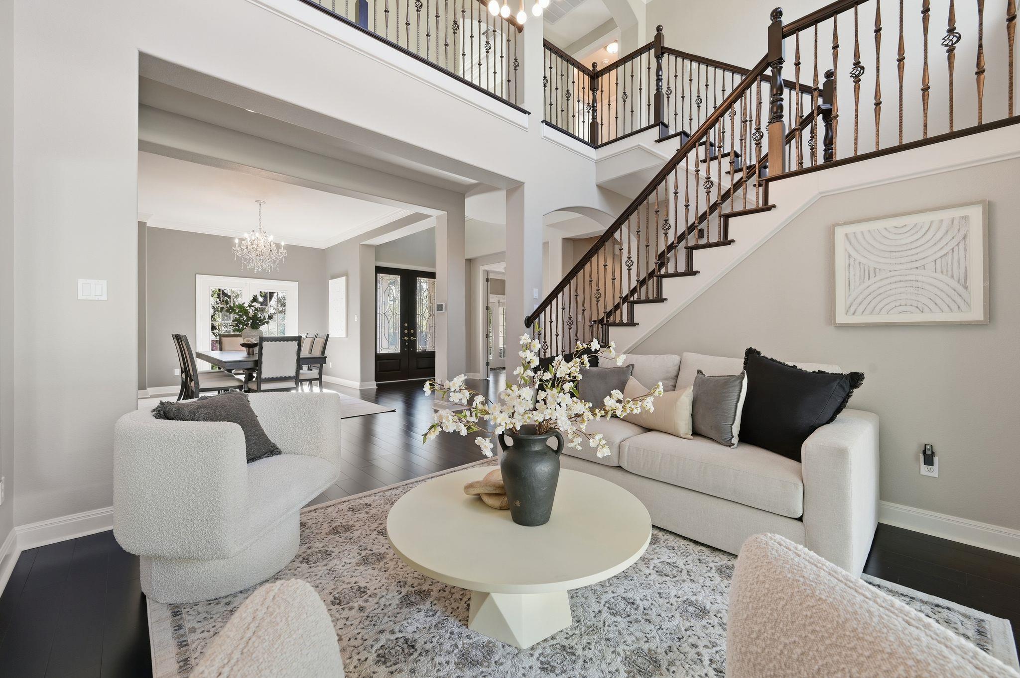 9808 Tree Bend Cove Austin TX 78750