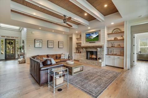 328 Barberry Park Driftwood TX 78619
