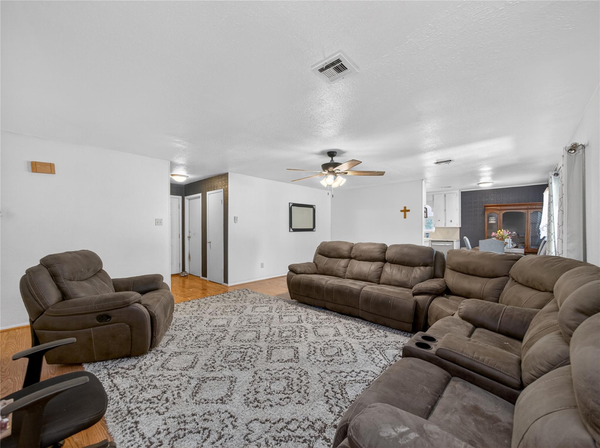 719 W Karnes Drive Robinson TX 76706