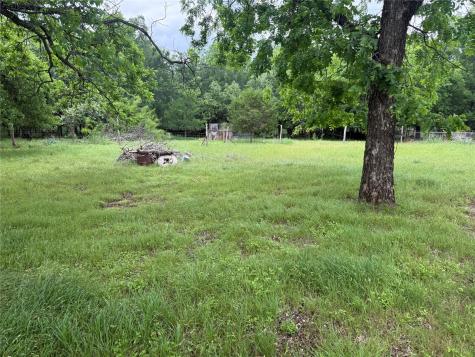 805 W Avenue C Lampasas TX 76550