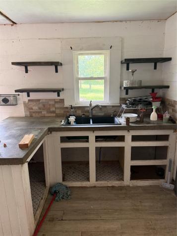 805 W Avenue C Lampasas TX 76550