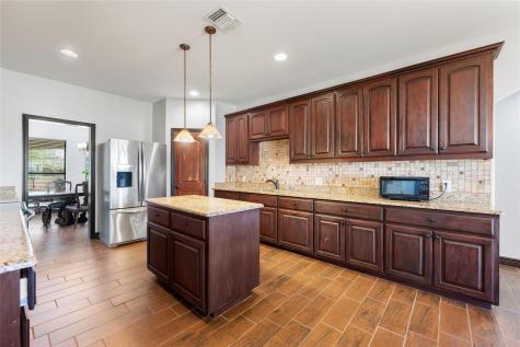 108 Whispering Pines Drive Bastrop TX 78602