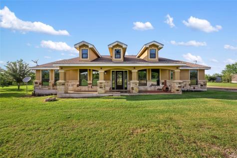 108 Whispering Pines Drive Bastrop TX 78602