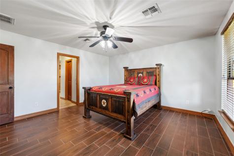 108 Whispering Pines Drive Bastrop TX 78602