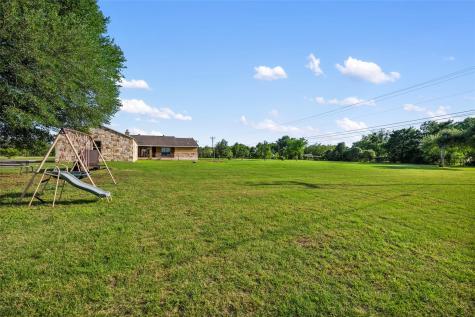 108 Whispering Pines Drive Bastrop TX 78602