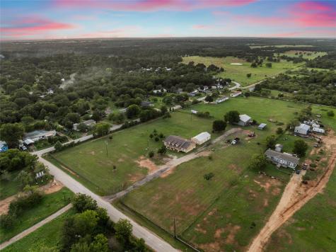 108 Whispering Pines Drive Bastrop TX 78602