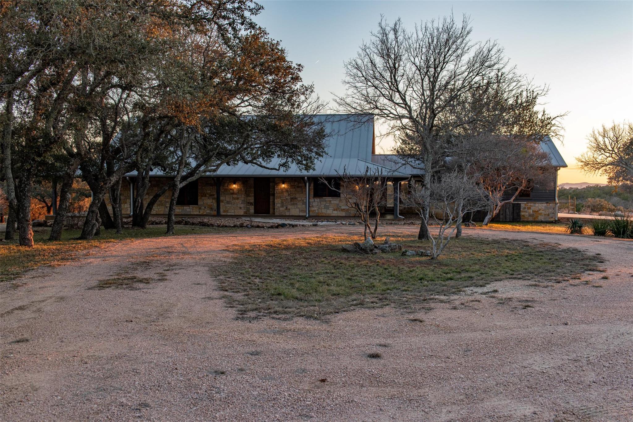 1250 Rocky Hollow Drive Burnet TX 78611