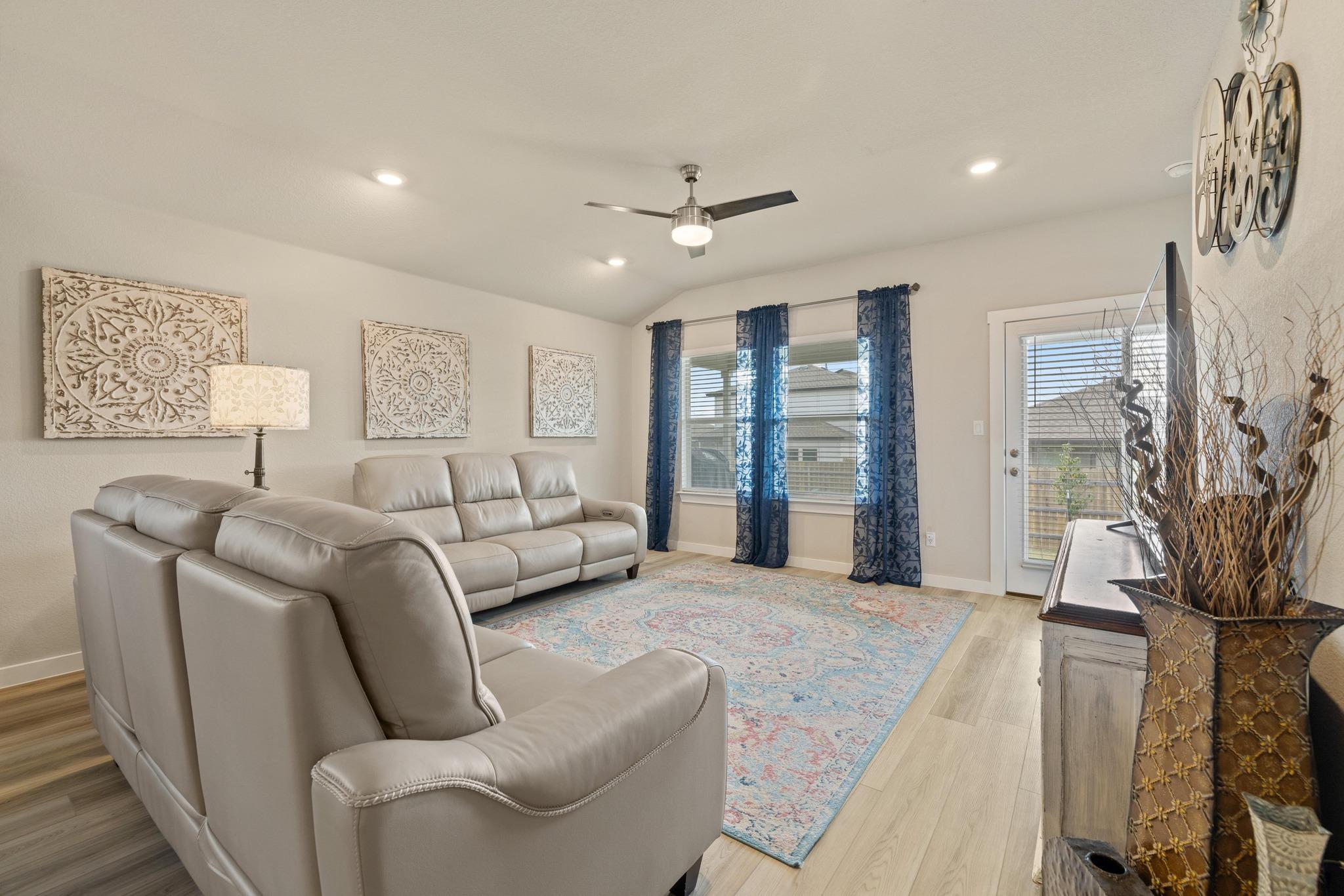 108 Coda Crossing Georgetown TX 78633