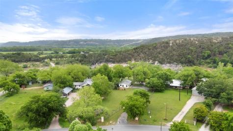 2410 Flite Acres Road Wimberley TX 78676
