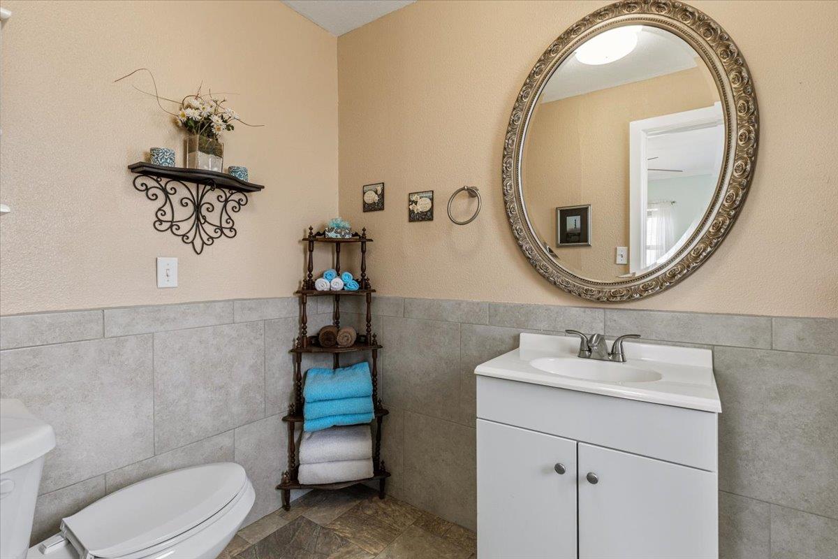 503 E Bluebonnet Lane Johnson City TX 78636