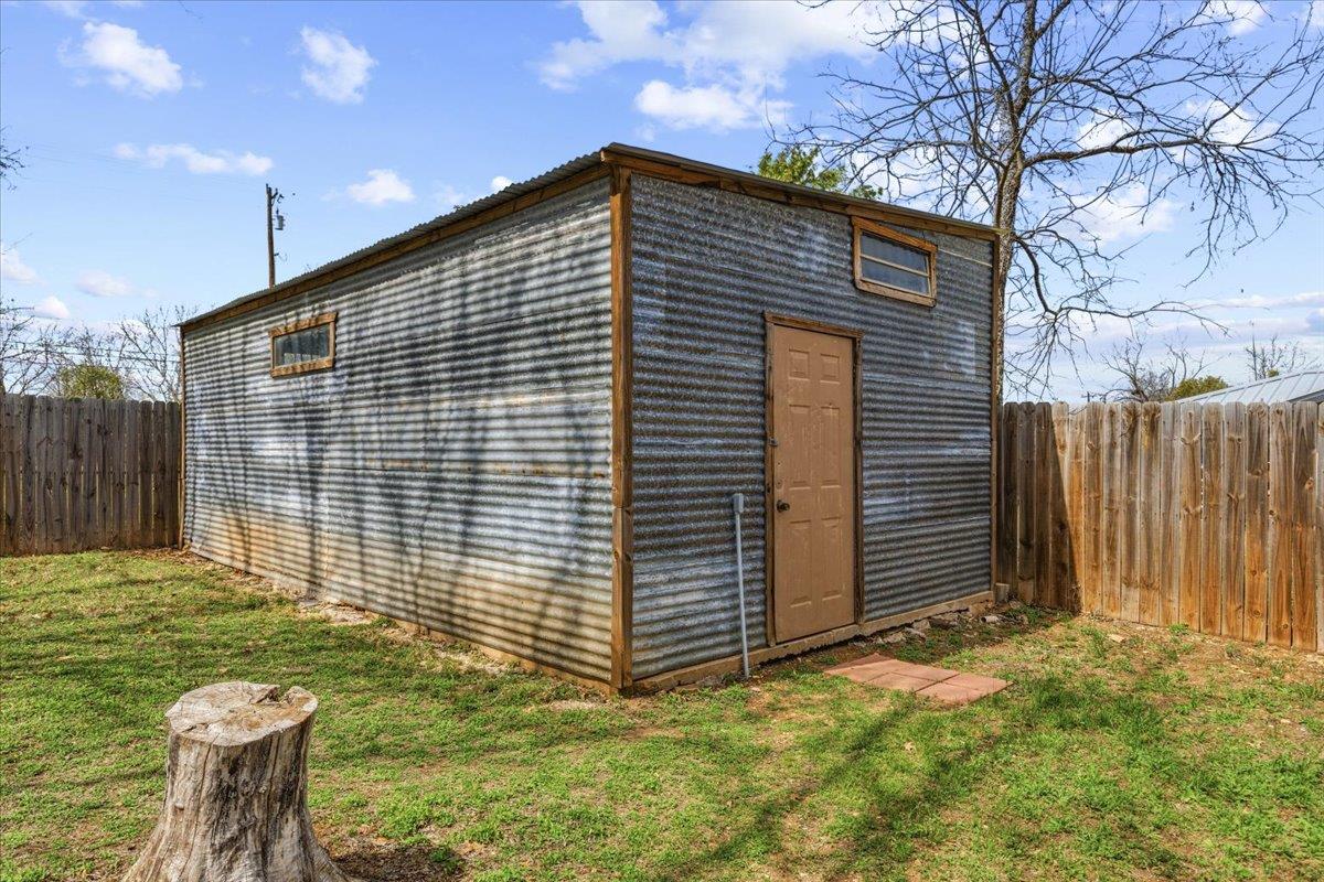 503 E Bluebonnet Lane Johnson City TX 78636