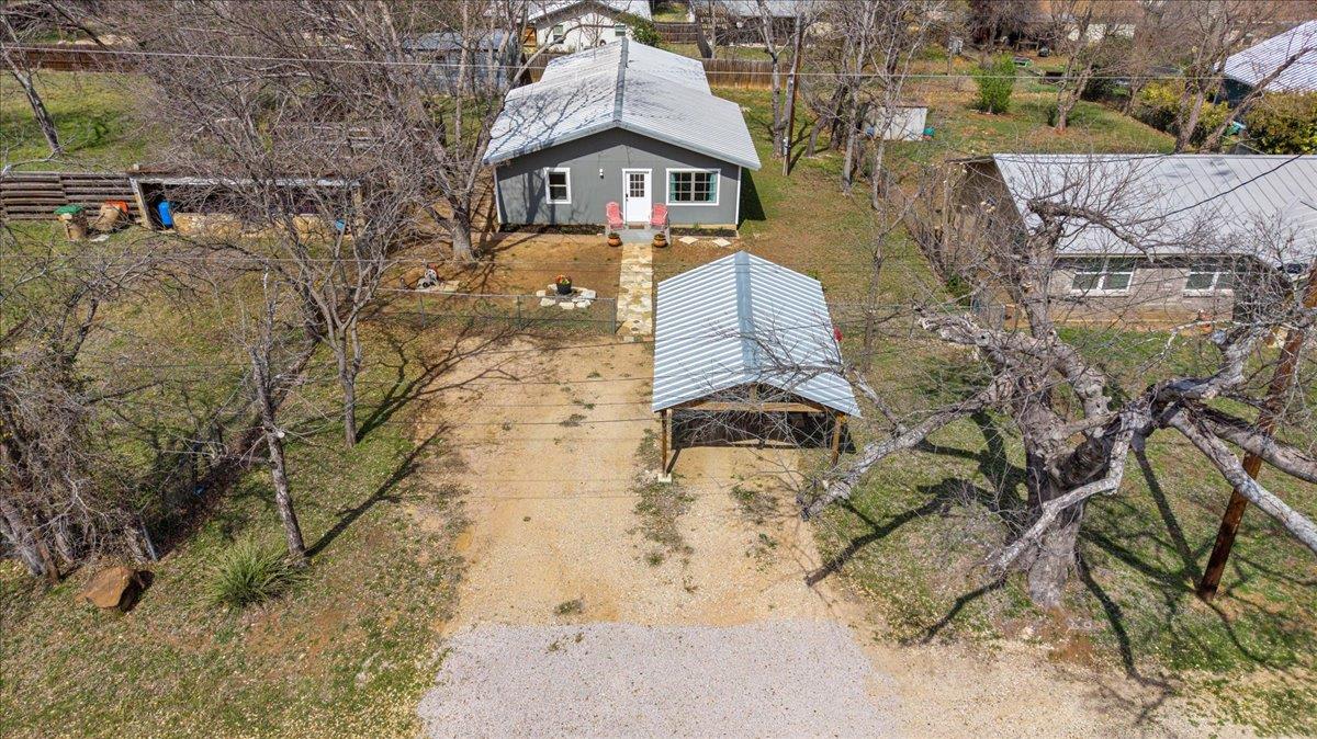 503 E Bluebonnet Lane Johnson City TX 78636