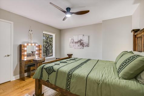 878 Ranch Road 2766 Johnson City TX 78636
