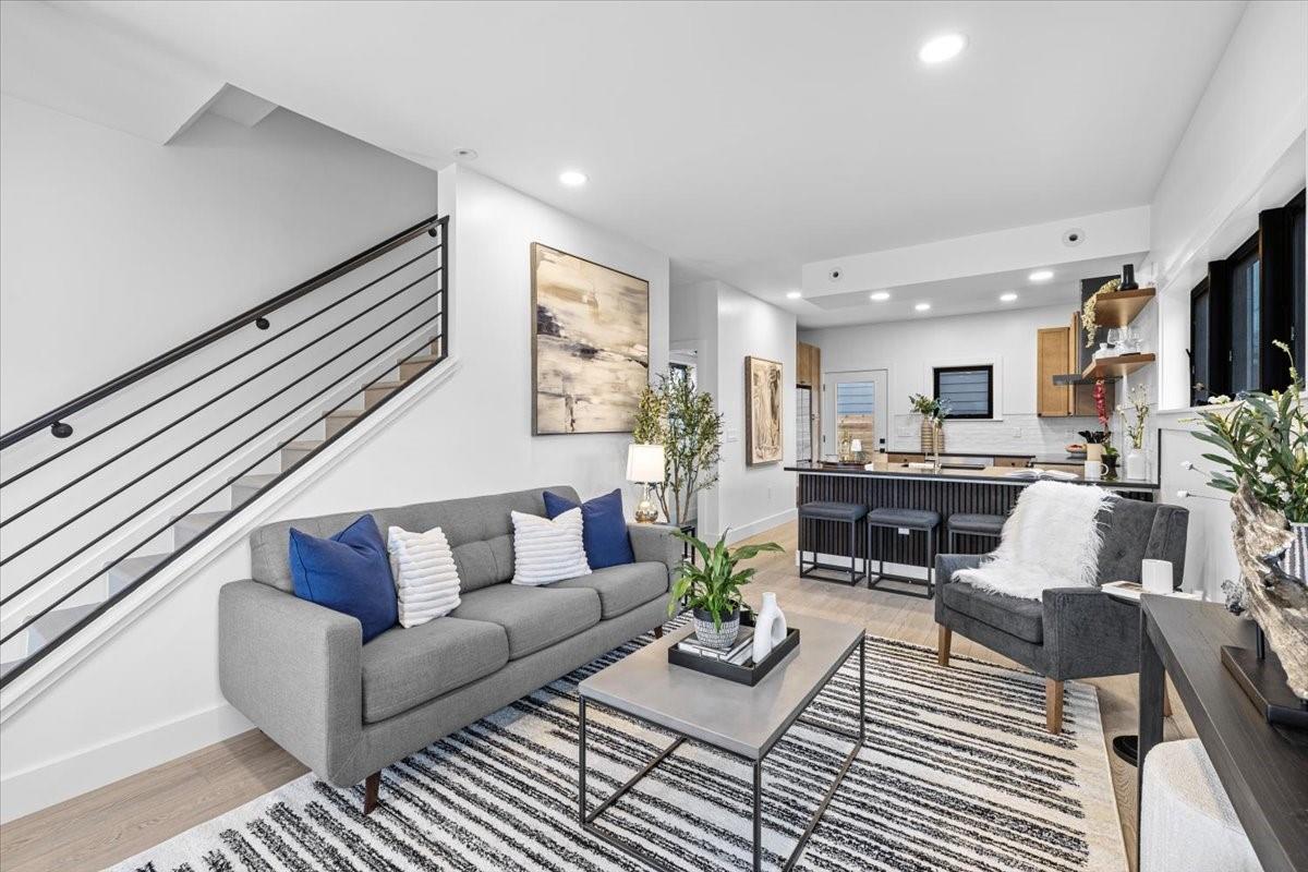 2406 W 10th Street Austin TX 78703