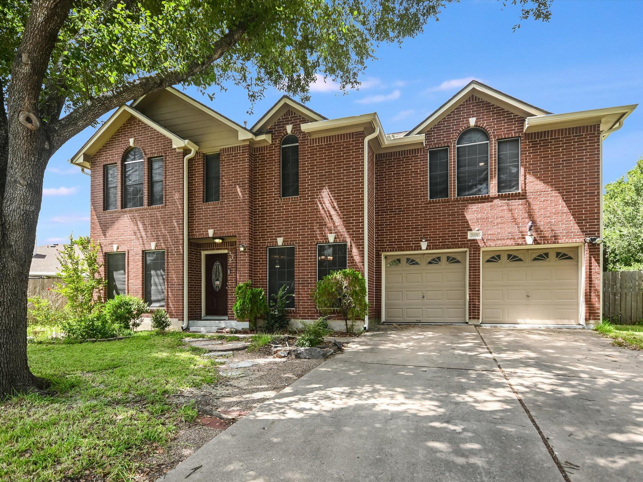 2001 Aster Way Round Rock TX 78665